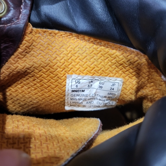 Timberland Big Boys Boots, Size 6, Color Brown Like New - Picture 4 of 7